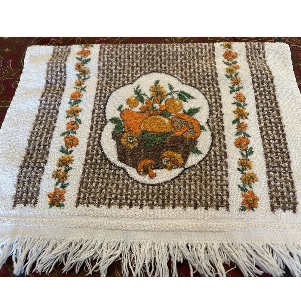 Cannon vintage cotton blend kitchen towel Autumn‎ colors mushrooms flowers 24x14